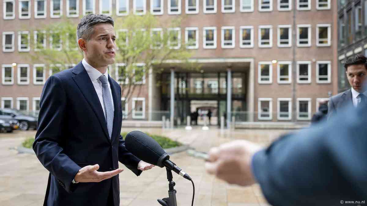 Minister ontbiedt Israëlische ambassadeur na wegsturen diplomaten Westoever