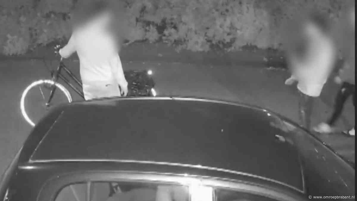 Man meerdere keren geschopt en geslagen door jongeren op straat