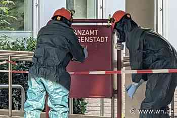 Rätselhaftes Pulver im Finanzamt-Briefkasten löst Großeinsatz aus
