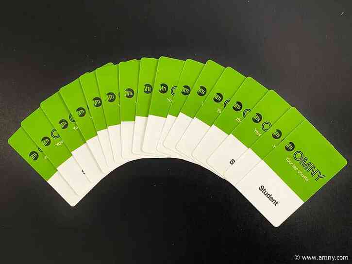 City Council distributes free unlimited OMNY cards to first 700 CUNY students under pilot program