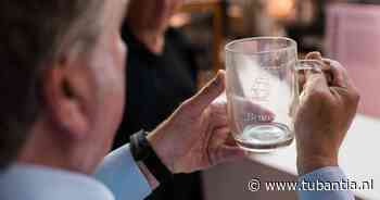 Oprichter van Booking.com dronk uit deze vette, ongewassen bierpul, nu is het een museumstuk
