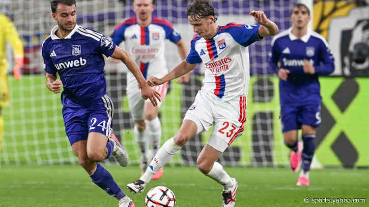 Journalist pours cold water on former Liverpool star’s return