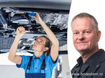 Krijg ik alleen fabrieksgarantie als ik mijn auto bij de dealer laat onderhouden?