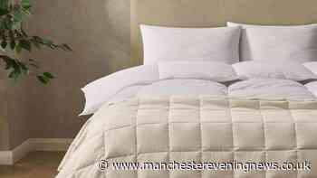Dusk shoppers say £23 weighted bedspread in sale 'makes me instantly relax' on autumn nights