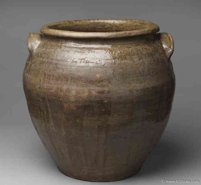 Pots By Enslaved Artist David Drake Returned to Family from Milwaukee Art Museum