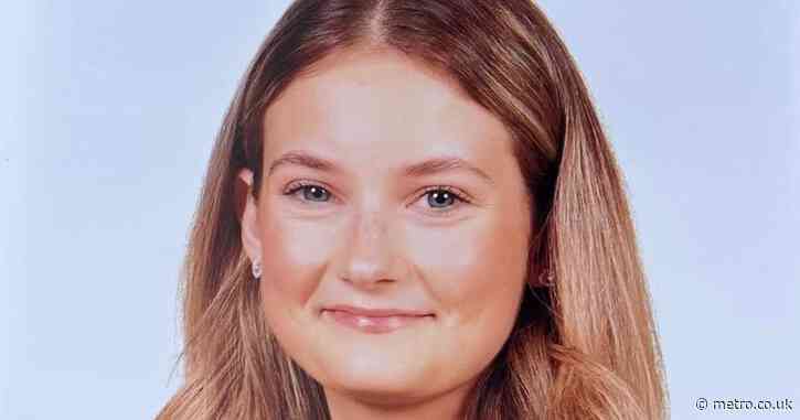 Young woman killed when her Fiat 500 ploughed into tree