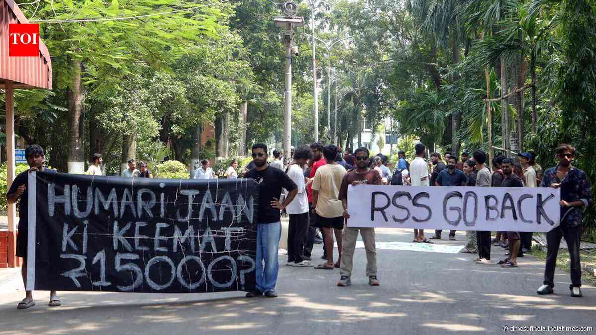 Video proof of campus attack: SRFTI alumni stand by students