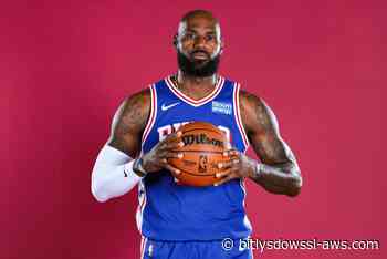 LeBron James viste el uniforme de los 76ers y aclara que el éxito colectivo “llevará tiempo”