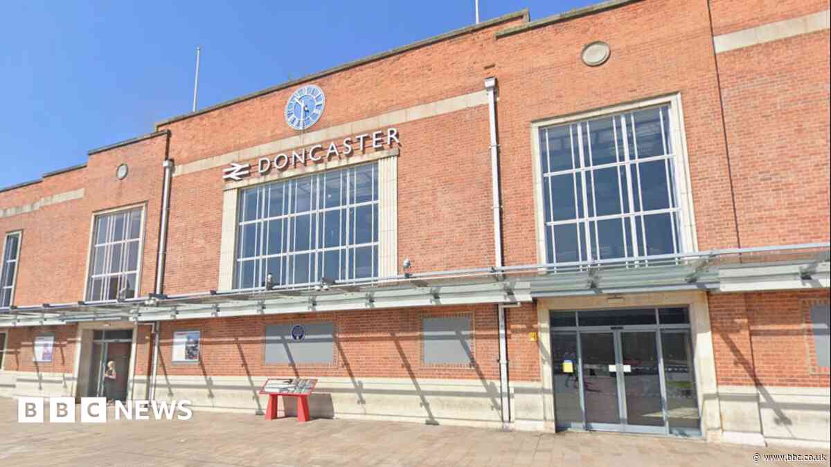 Station 'bottleneck' needs addressing, says mayor