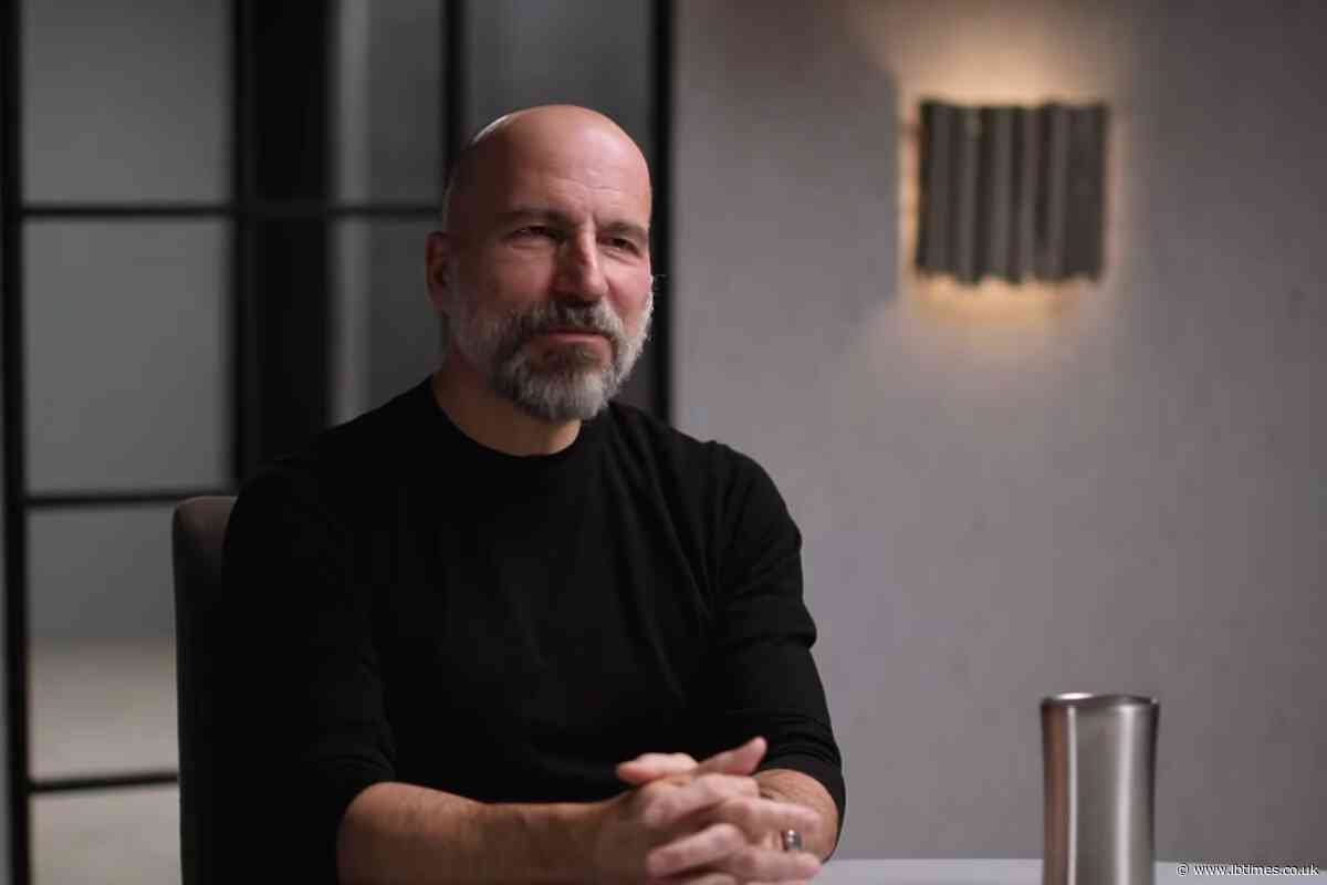 Uber CEO Says He Emails Staff on Saturday — Then Sends a '?' on Sunday If They Don't Reply