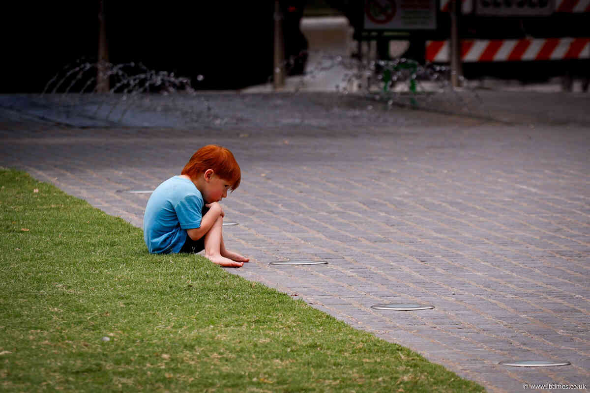 Florida Toddler Found Wandering Alone at Night as Parents Arrested on Child Neglect Charges