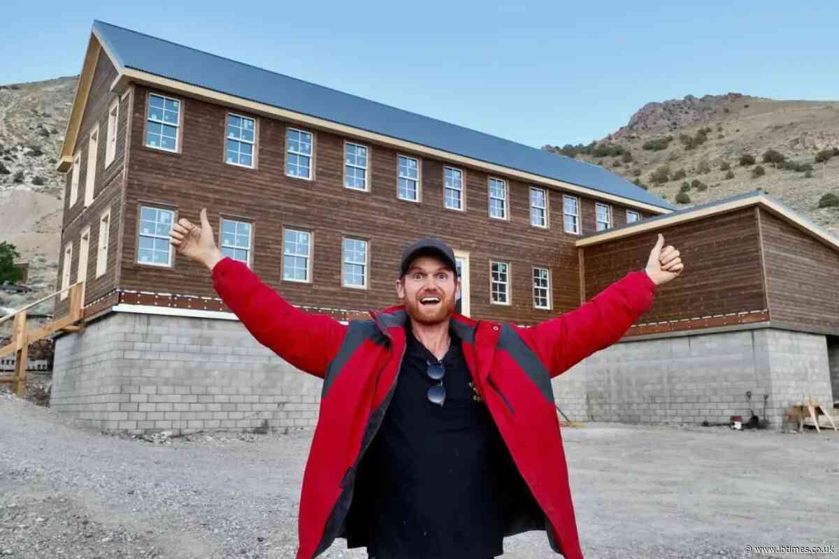 Man Spent His Life Savings and Took Out a Loan to Buy a $1.4M Californian Ghost Town, Now He Lives There Alone
