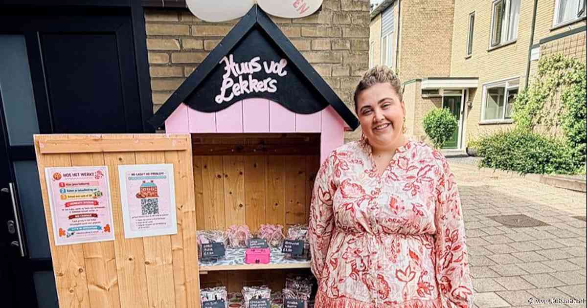 Isa (24) verkoopt koekjes vanuit een roze huisje: ‘Bijna elk weekend uitverkocht’