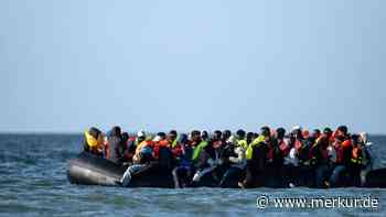 Tödliche Überfahrt im Ärmelkanal: Menschen auf Schleuserboot „zusammengedrängt und zerdrückt“