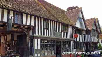'Timeless' Tudor village in Kent with fairytale castle and cobbled streets