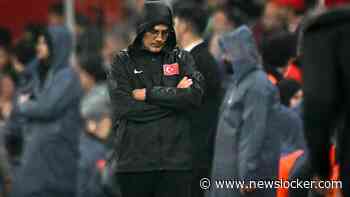 Fans Turkije roepen tijdens vernedering om ontslag bondscoach: ’Het is terecht dat ze ons uitfluiten’
