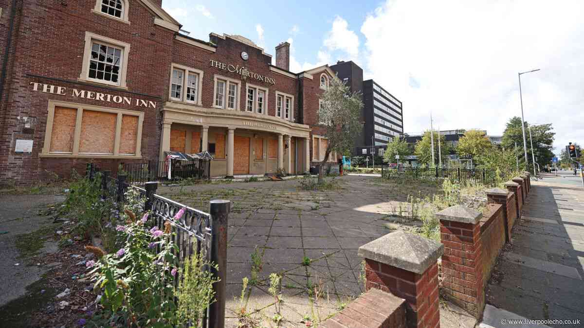 10 minutes apart, two historic Bootle pubs are being left to rot