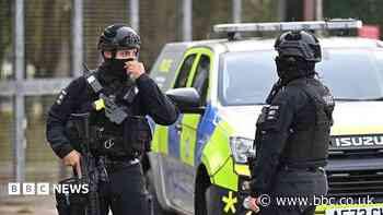 Five men arrested in RAF Fairford incident released on police bail