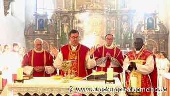 Feierlicher Gottesdienst: Burgheim begrüßt neuen Kaplan Jerome Cosmas Muyunga