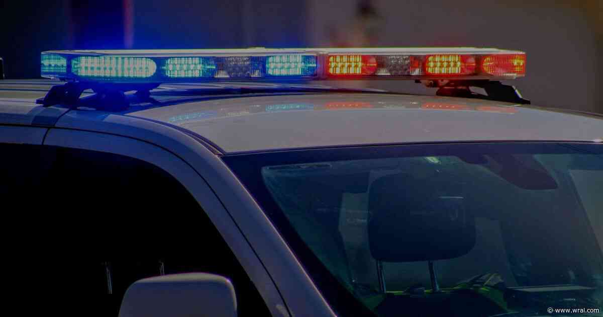 Injury crash closes part of East Williams Street in Apex