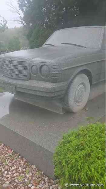 The Craziest Grave / Headstone EVER - A Whole Car!