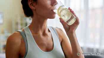 Haut, Immunsystem und Verdauung: Darum ist Zitronenwasser so gesund