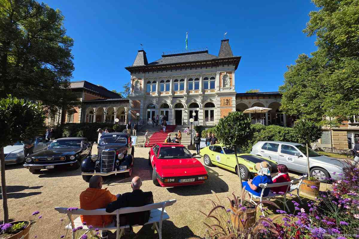 „Es ist einfach ein sehr schöner Ort“: Wie Bad Elster zum Etappenort einer weiteren Oldtimer-Rallye wurde