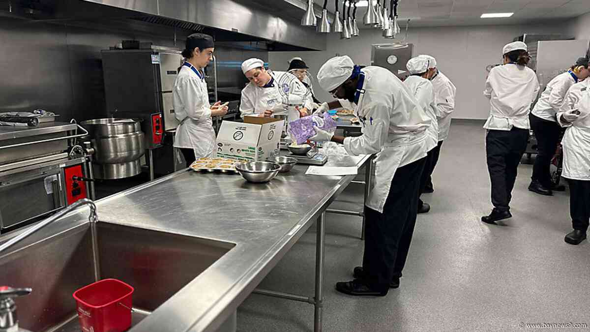 Hillsborough College culinary students get hands-on training at Feeding Tampa Bay