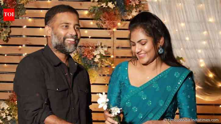 Attakathi Dinesh’s relationship with TV host Ezhilarasi revealed