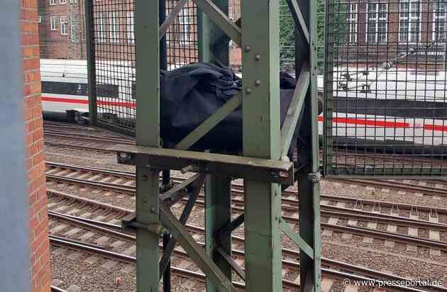 BPOL-HH: Hauptbahnhof: Abgestellte Reisetasche verursacht umfangreiche Maßnahmen der Bundespolizei - Einsatz von Entschärfern