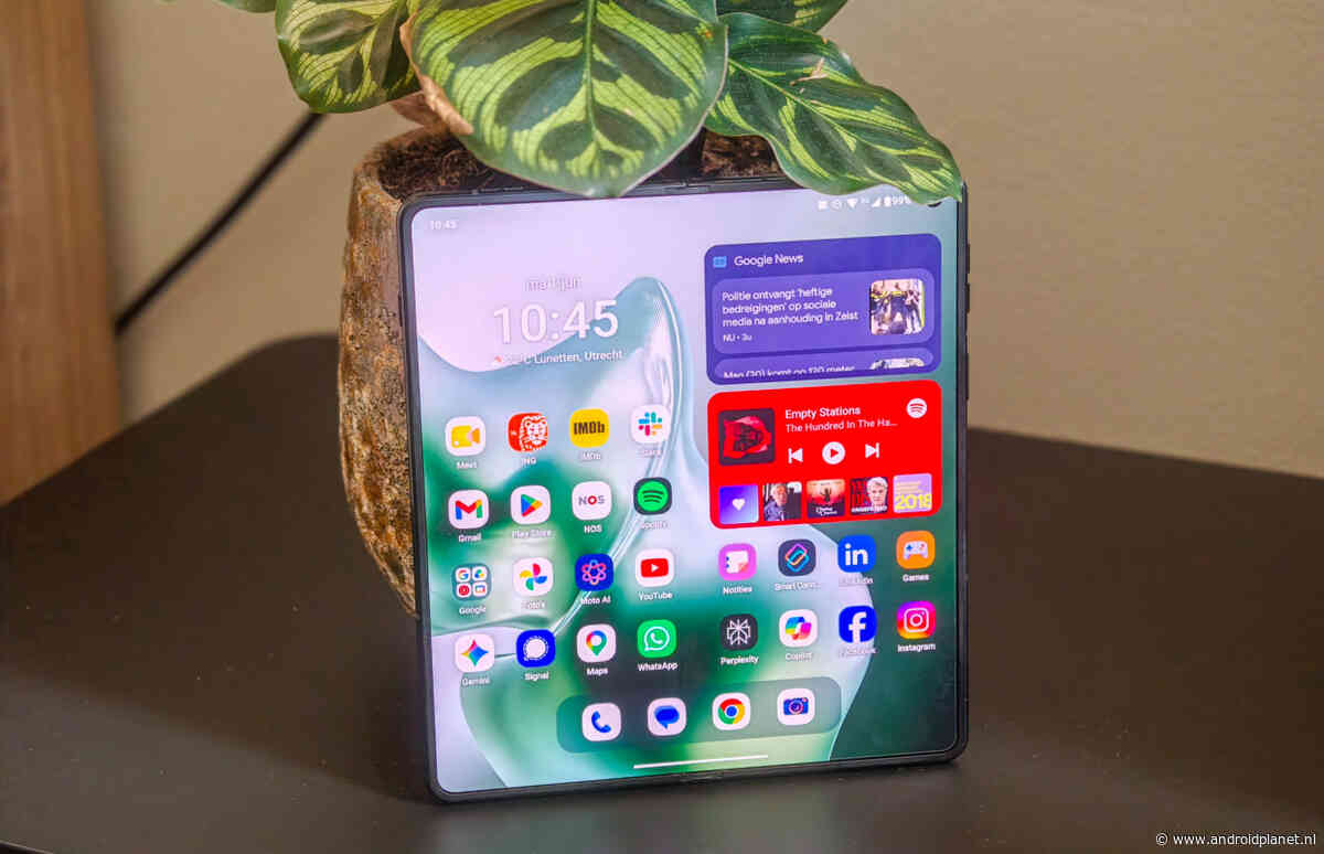 Heeft deze nieuwe foldable van Motorola het perfecte formaat?