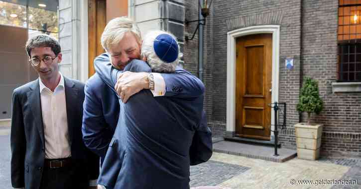 Koning bezoekt progressief-Joodse gemeente in Den Haag: ‘Zijn bezoek laat zien dat we bij Nederland horen’