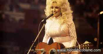 Paisley library to honour Dolly Parton with plaque in tribute