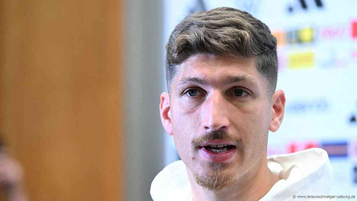 Vitaly Janelt vor DFB-Debüt mit 28: Der Klebstoff, der alles zusammenhält