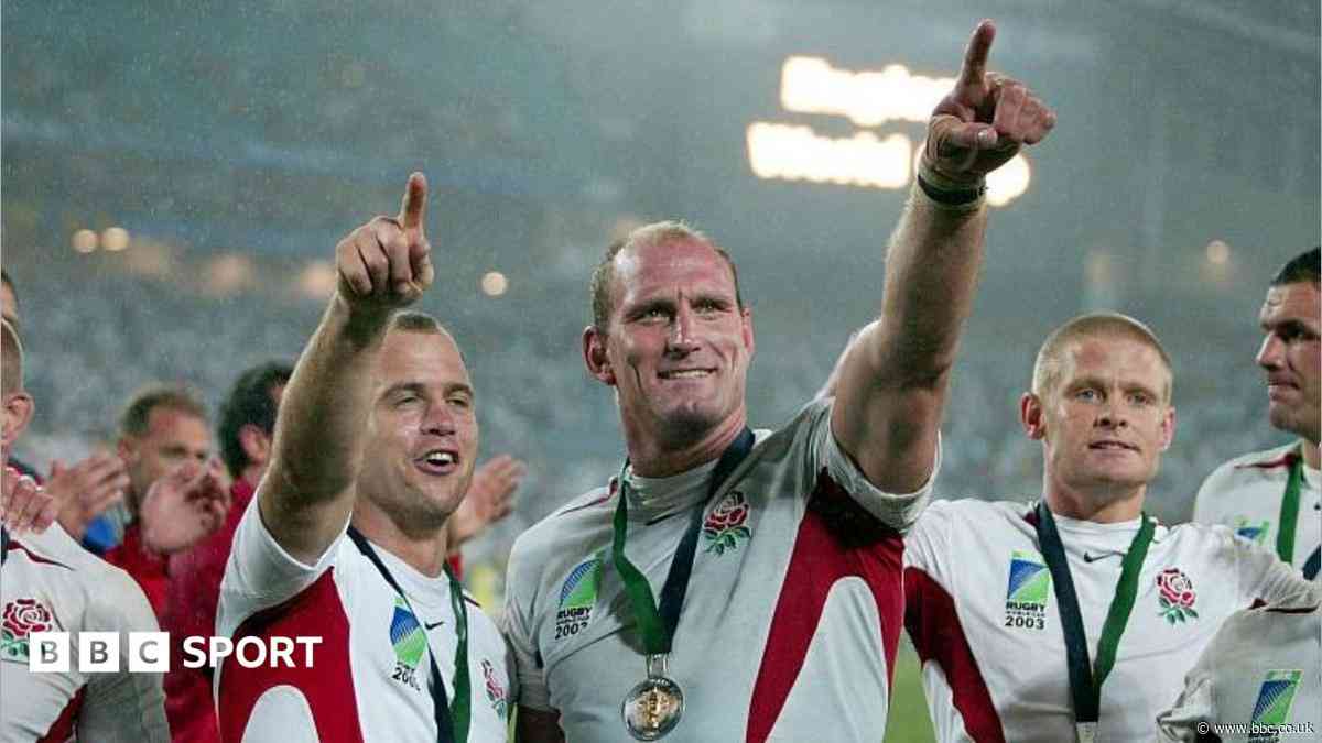 Ex-England captain Dallaglio to sell World Cup winner's medal
