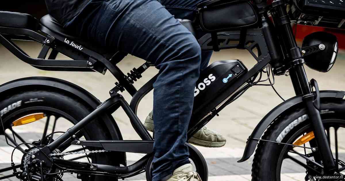 Twee jongens (17 en 20) opgepakt na stelen van fatbike in Waddinxveen