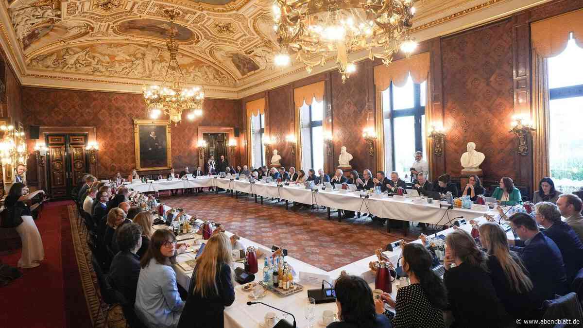 Wie Tschentscher und Günther den Strom im Norden billiger machen wollen