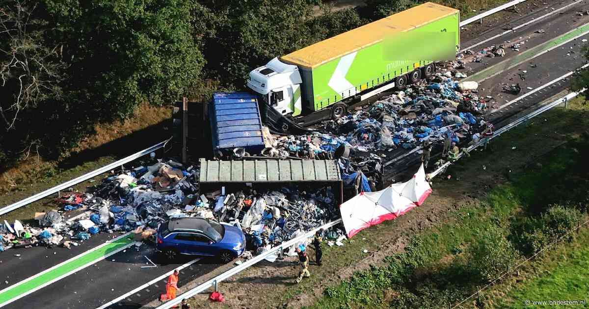 LIVE | N48 volledig dicht na ernstig ongeluk tussen Balkbrug en Hoogeveen, meerdere vrachtwagens betrokken