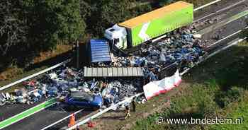 LIVE | N48 volledig dicht na ernstig ongeluk tussen Balkbrug en Hoogeveen, meerdere vrachtwagens betrokken