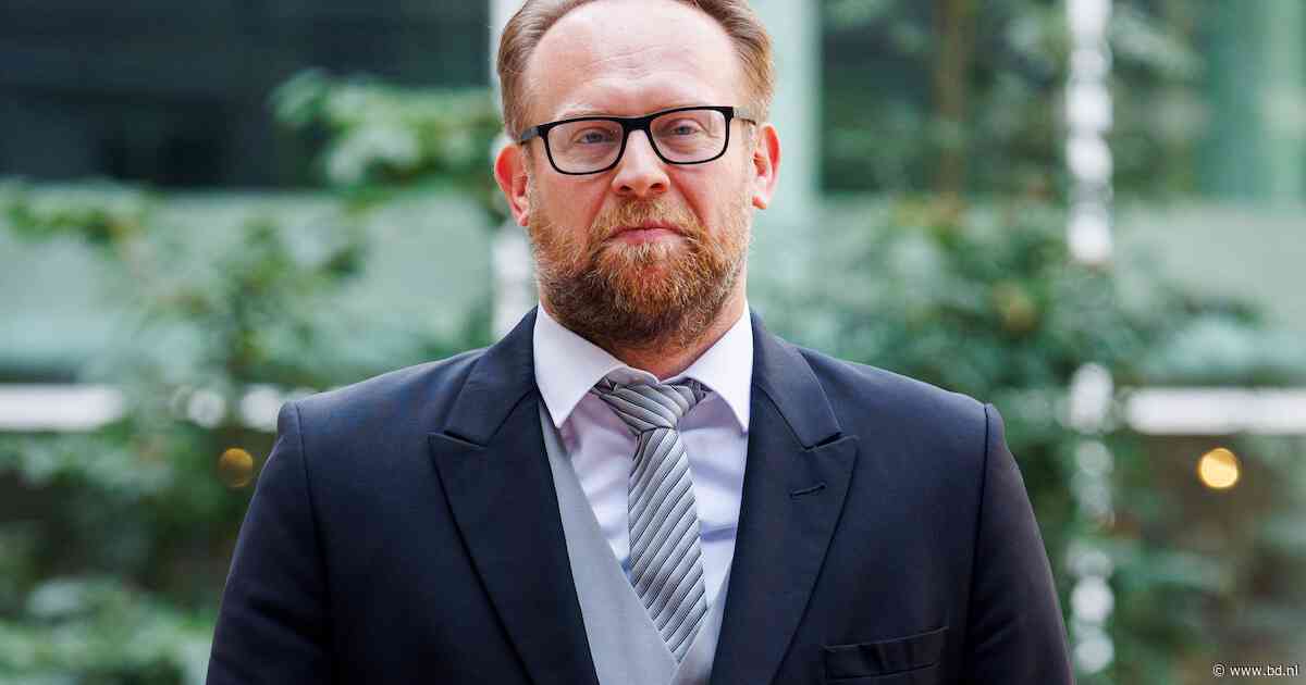 Minister strenger: geen herbenoeming meer voor burgemeesters die niet naar hun gemeente verhuizen