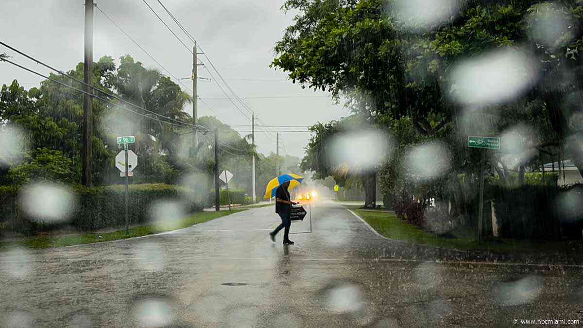 Live Radar: Wet weather returns with widespread rain across South Florida Tuesday