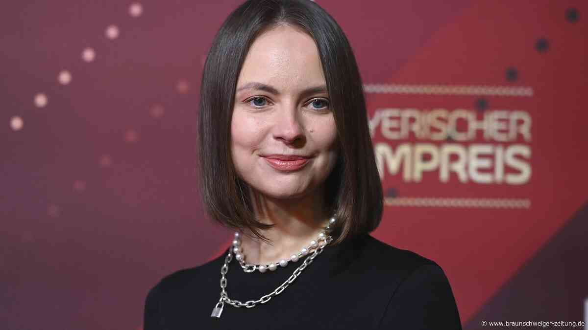 Barbara Prakopenka über ihre 30er: „Wünschte, das hätte man mir früher gesagt“