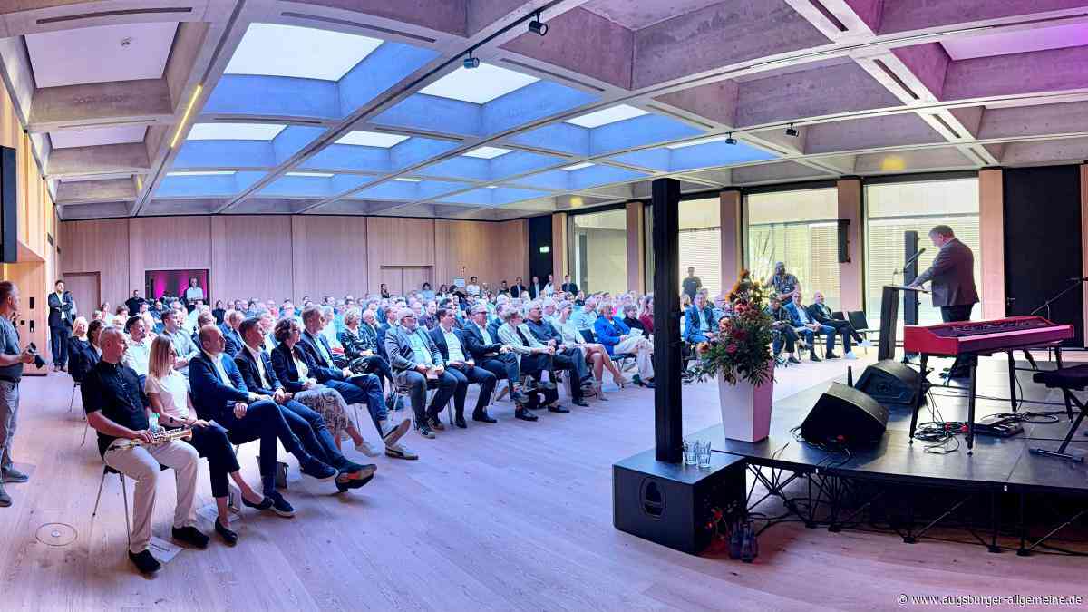 Festakt mit Bauminister Bernreiter: „Das Heiners bringt neues Leben in die Stadt“