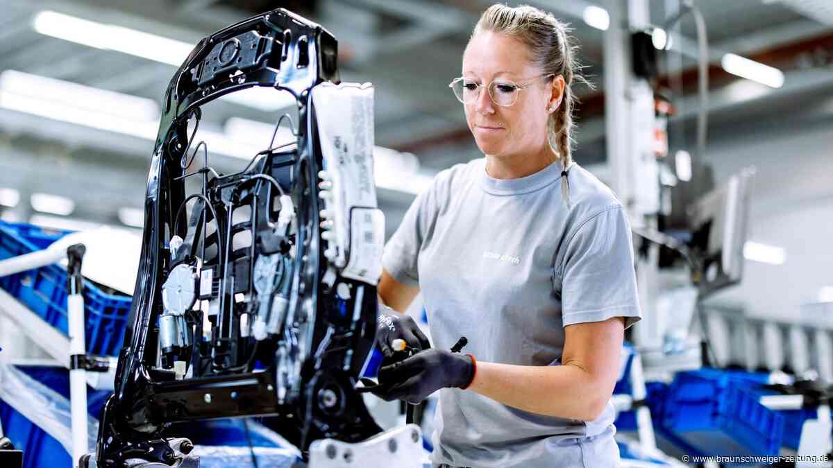 VW-Zulieferer für Sitze blickt gespannt auf die weitere Entwicklung im Stammwerk