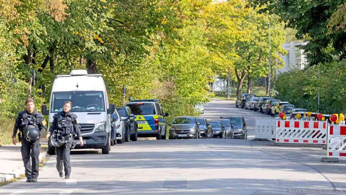 Nach Raub auf offener Straße in Augsburg: Polizei gibt Warnschuss bei Festnahme im Univiertel ab