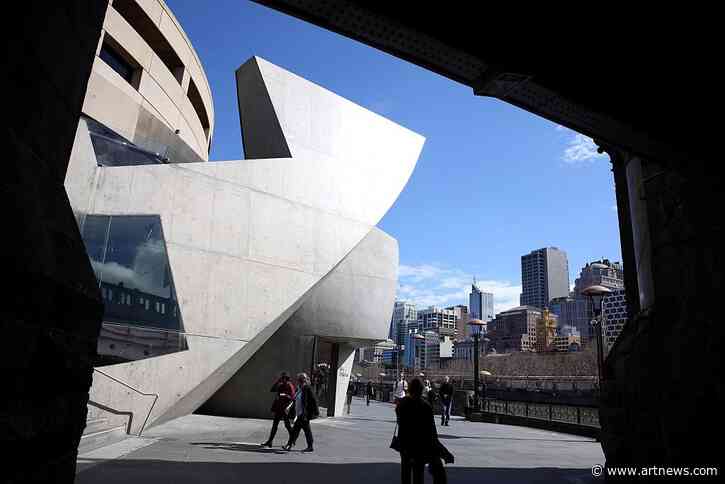 National Gallery of Victoria Executive Accused of Stealing $5.6 M. in Smartphone Scheme