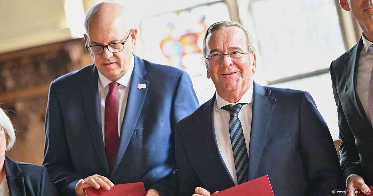 Milliarden für Bremerhaven - Marinehafen in Emden geplant