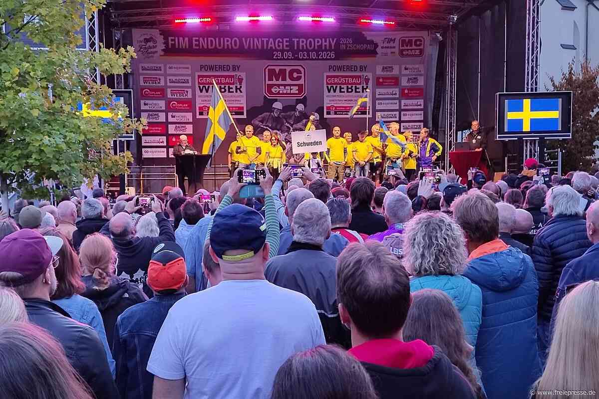 Vintage Trophy: Enduro-Spektakel im Erzgebirge mit großer Feier eröffnet