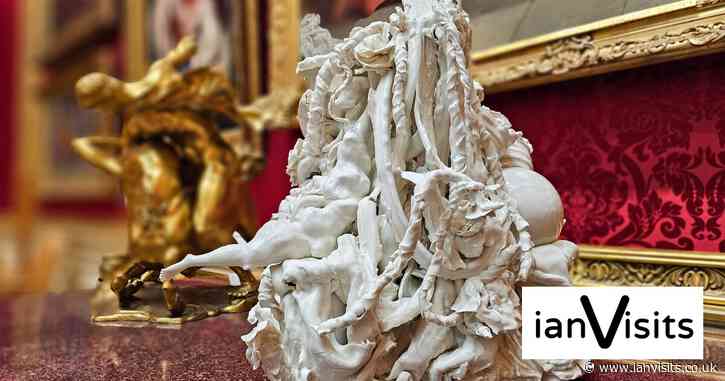 White porcelain sculptures invade the Wallace Collection