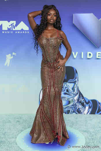 ‘Love Island USA’ Alums Stun At The MTV VMAs Red Carpet
